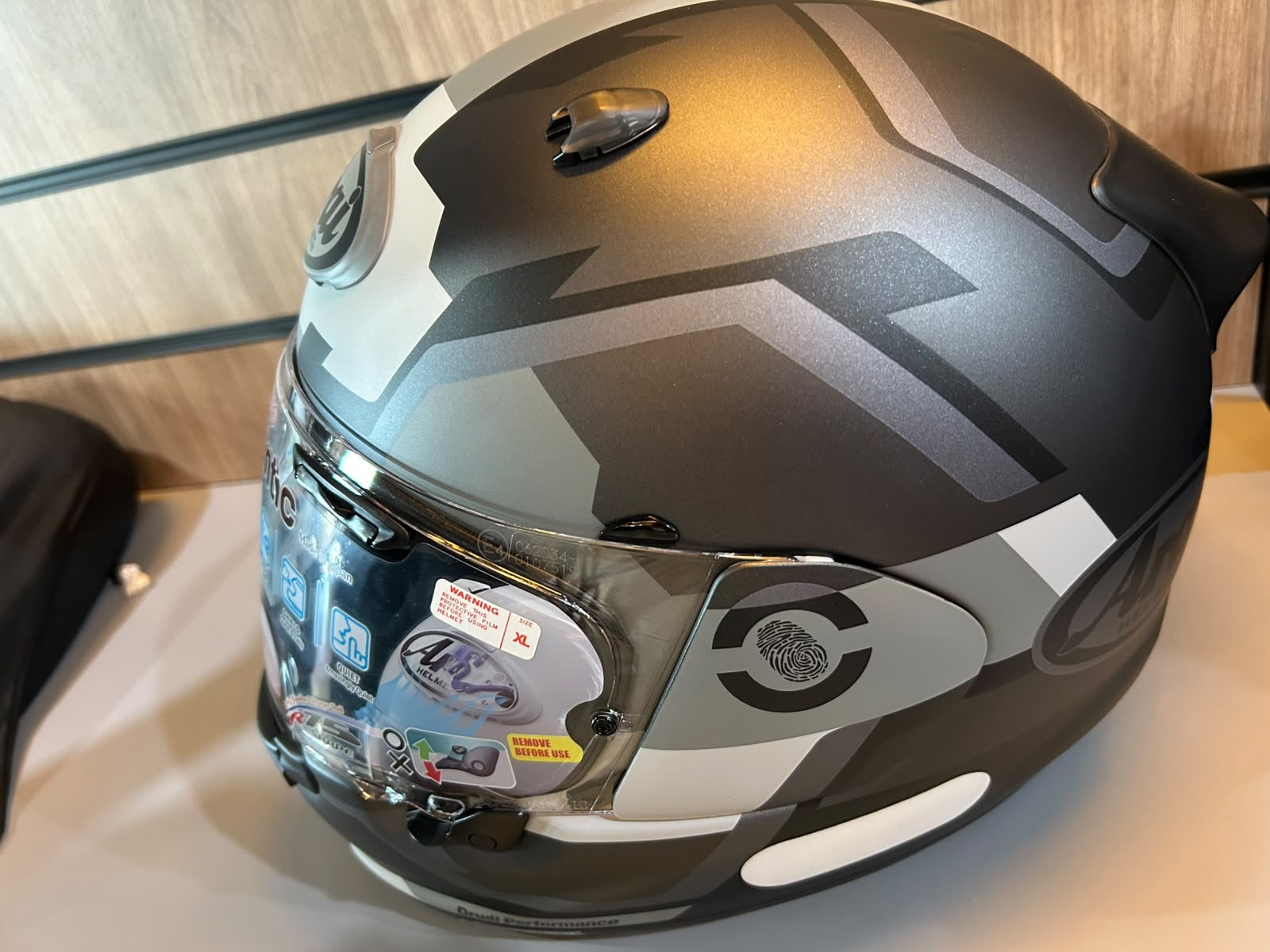 CAPACETE ARAI 6